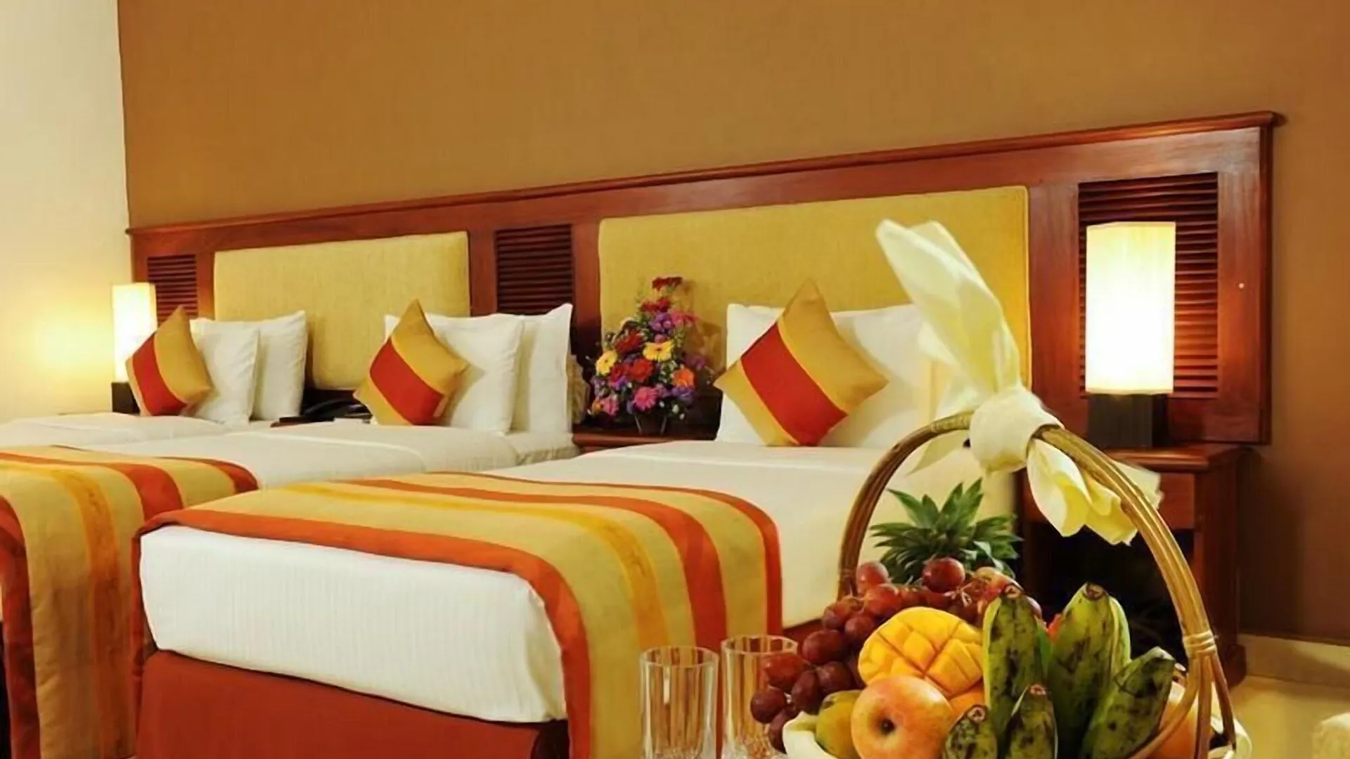 *****  Avenra Gardens Hotel Negombo Sri Lanka