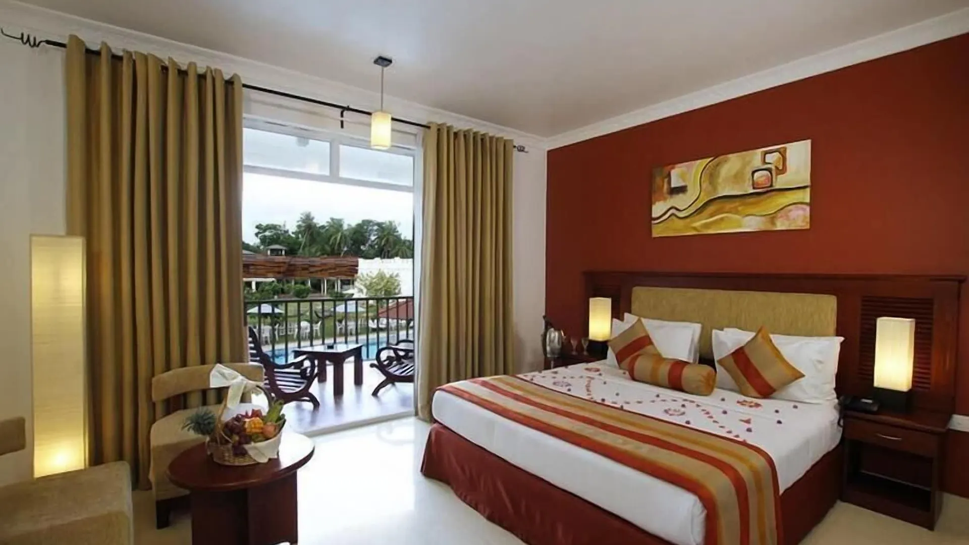 Avenra Gardens Hotel Negombo Sri Lanka