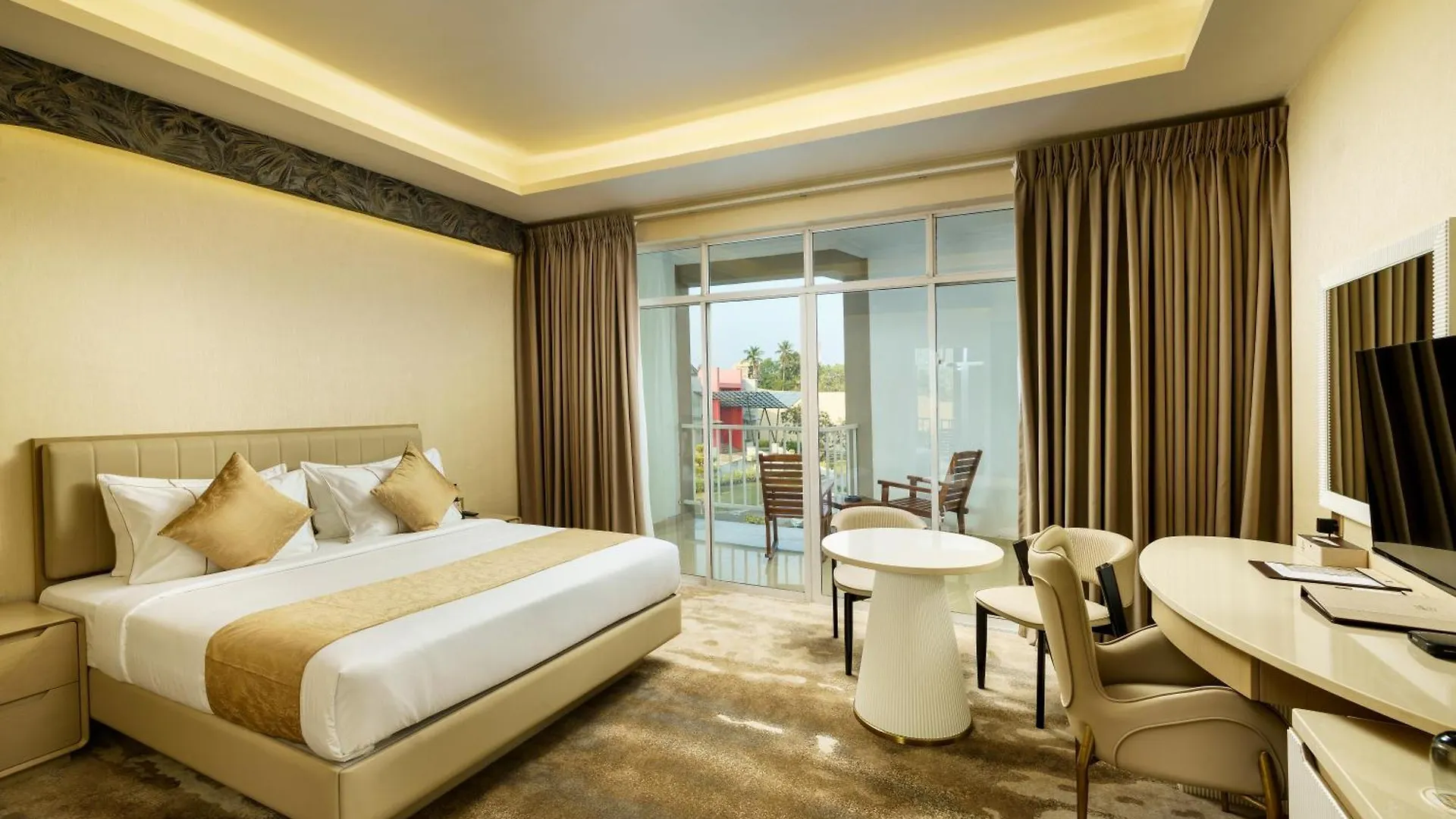Avenra Gardens Hotel Negombo