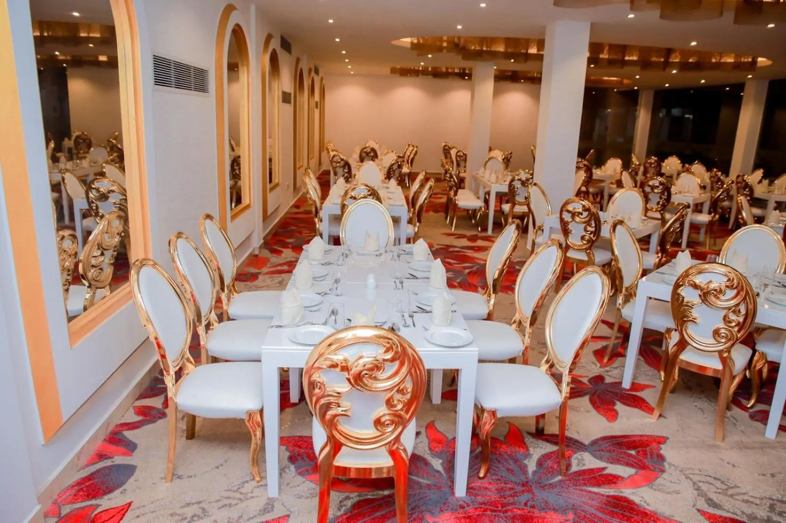 Avenra Gardens Hotel Negombo