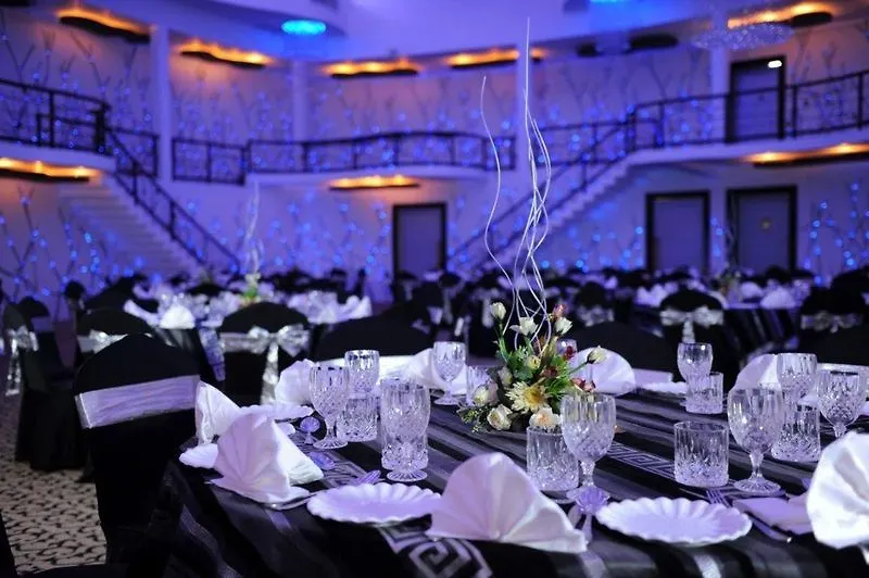 Avenra Gardens Hotel Negombo