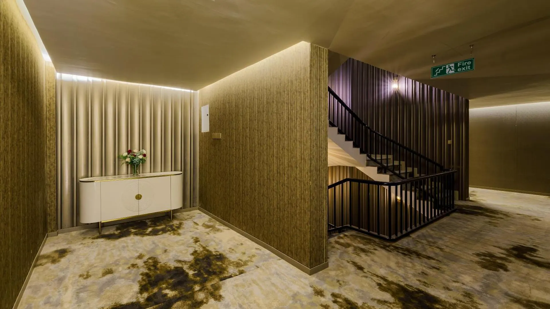 Avenra Gardens Hotel Νεγκόμπο 5*,  Σρι Λάνκα