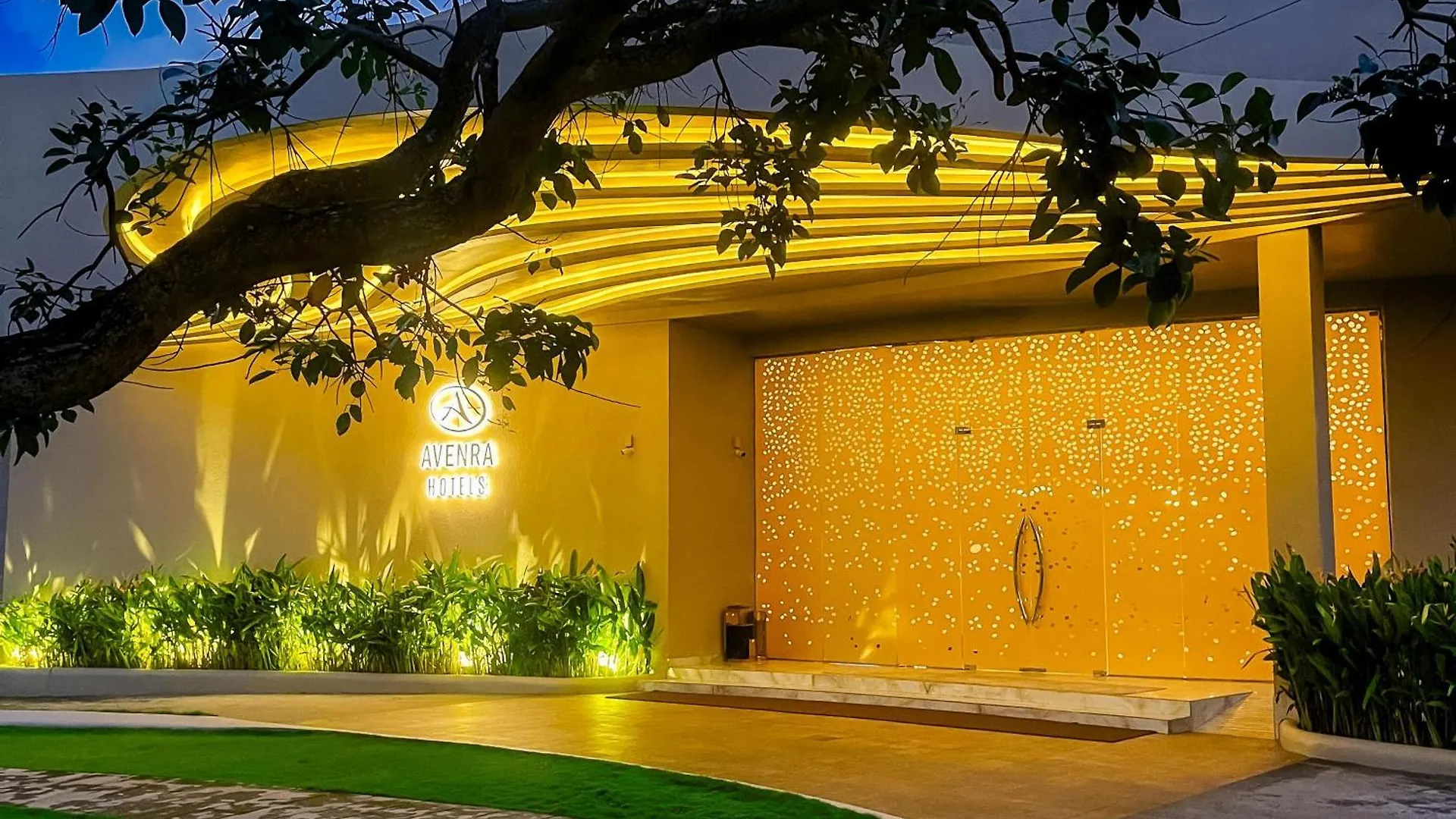 Avenra Gardens Hotel Negombo
