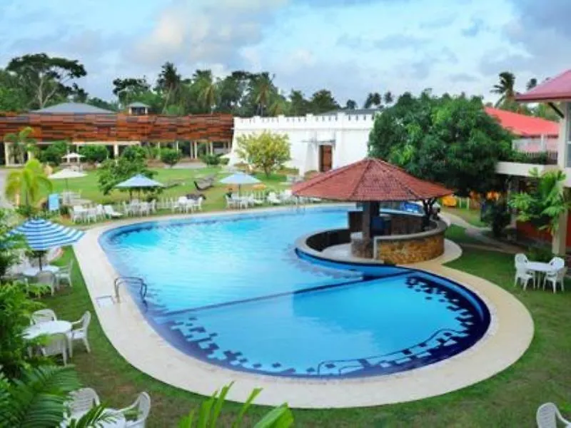 Avenra Gardens Hotel Νεγκόμπο