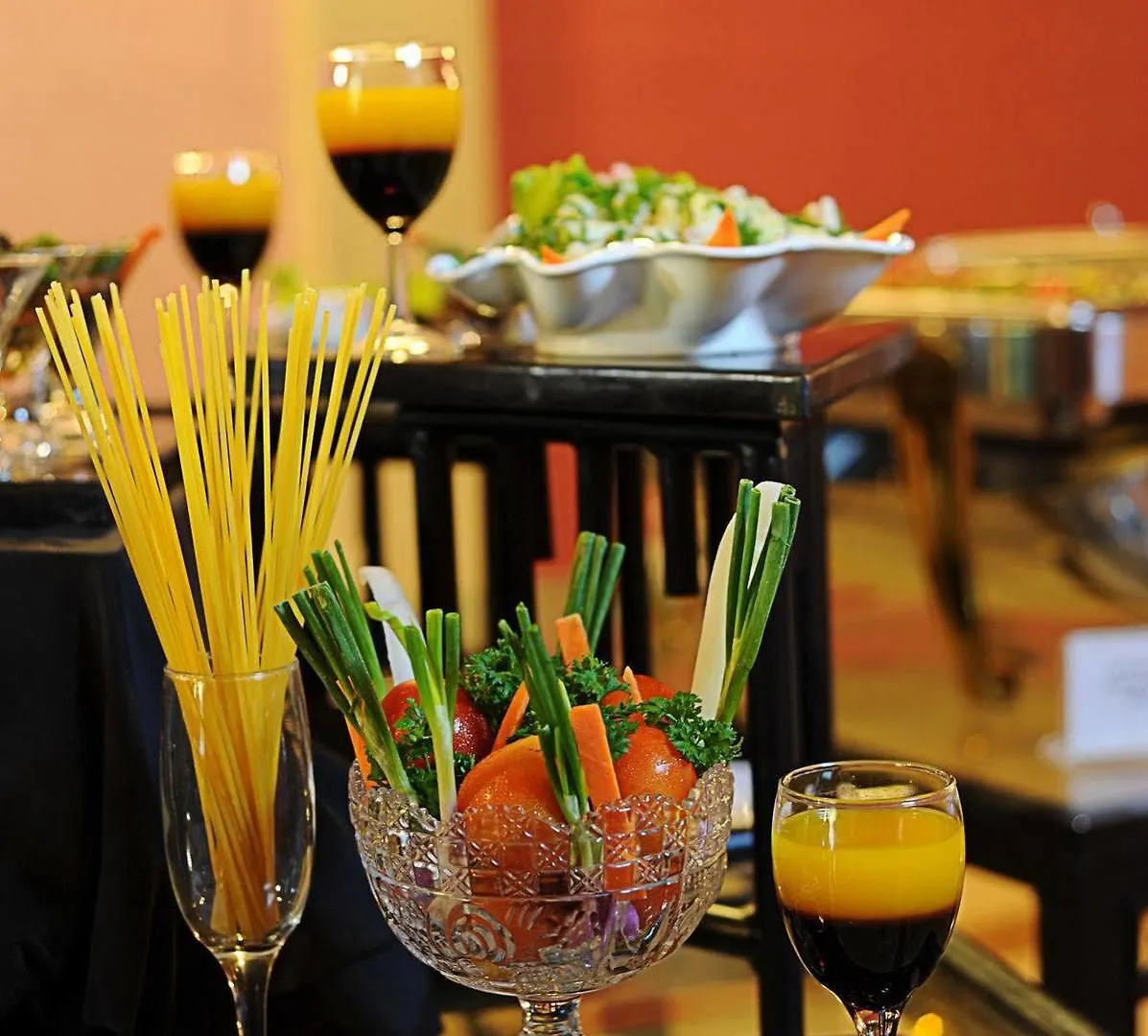 Avenra Gardens Hotel Negombo 5*,