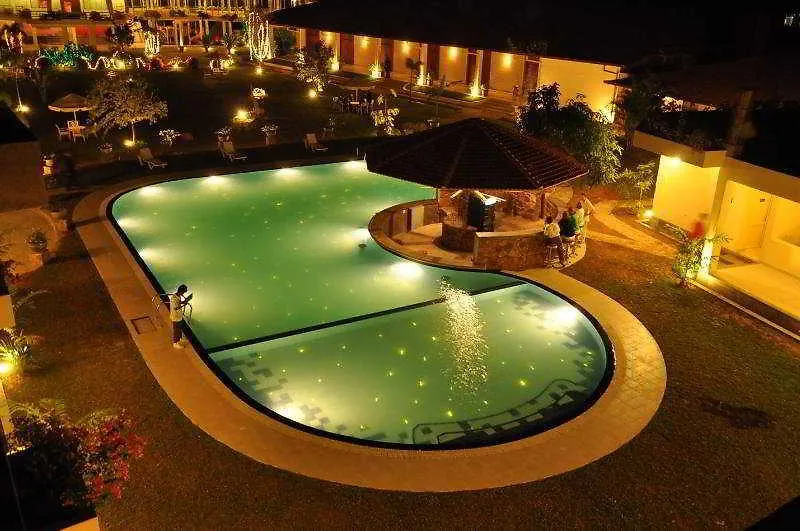 Avenra Gardens Hotel Νεγκόμπο 5*,  Σρι Λάνκα